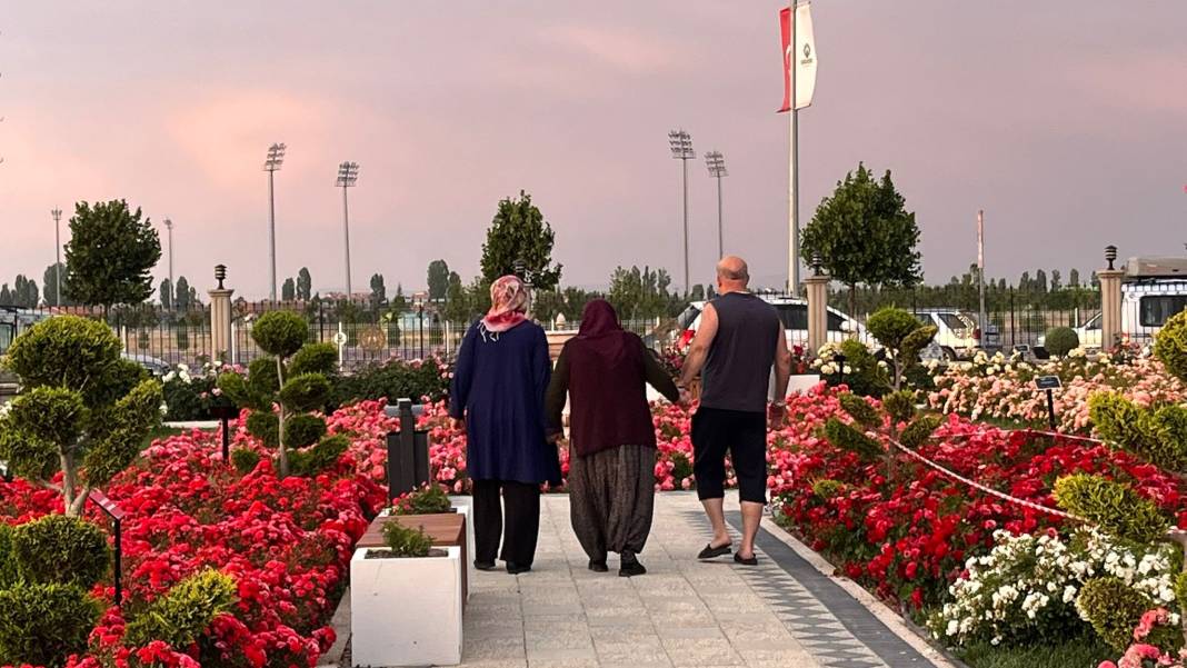 Konya’nın günbatımında masalsı manzara sunan parkı 33